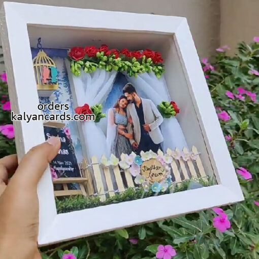 Miniature wedding frame